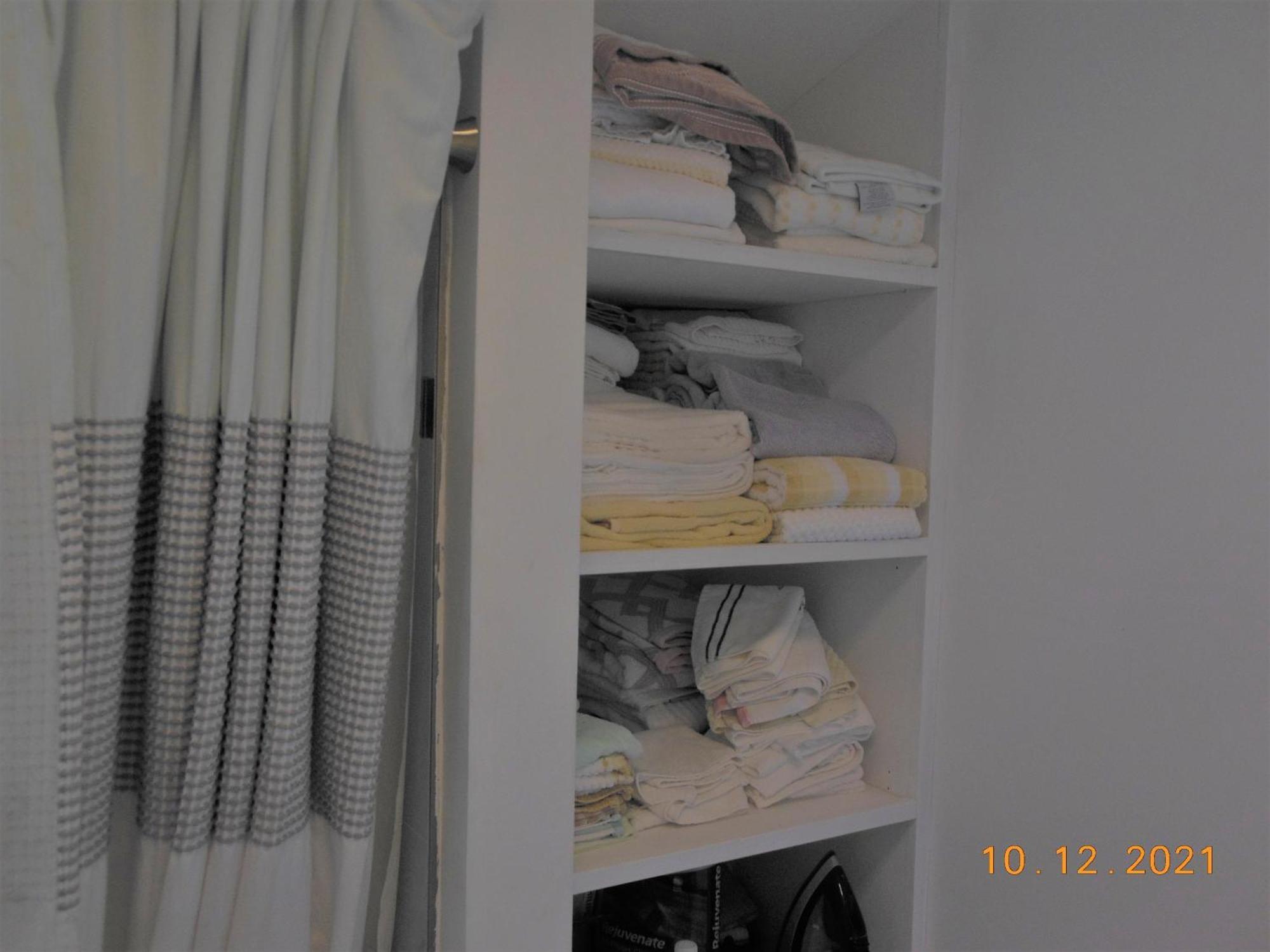 2br 2ba House, Ac, Near Ferry To San Francisco, 2 Free Parking Spaces Alameda